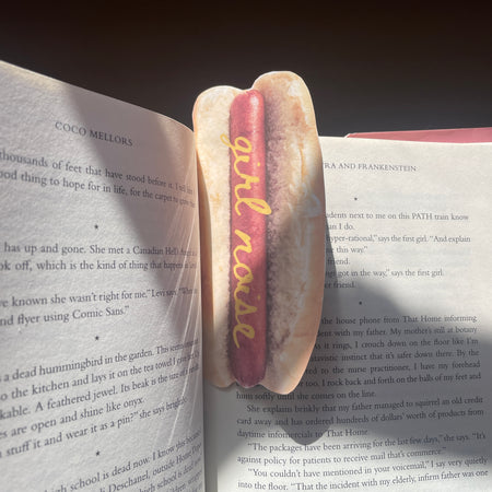 Hotdog Diecut Bookmark image 1