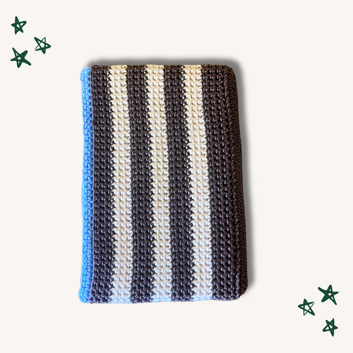 Striped Crochet Book Sleeve - M (Brown & Tan)