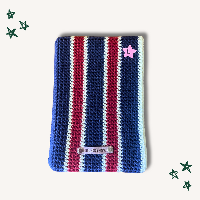 Striped Crochet Book Sleeve - L (Navy & Red)